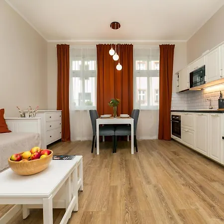 New 3 - Self Check In, Parking Possible, Weekend Free Parking Appartement *