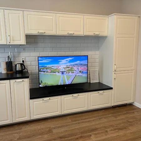 Apartamento New Studio 3 - Self Check In With Parking Included